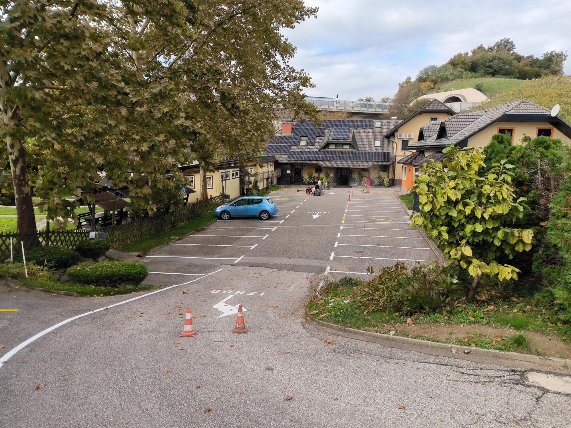 Crni Baron Pension Black Baron Maribor Kültér fotó